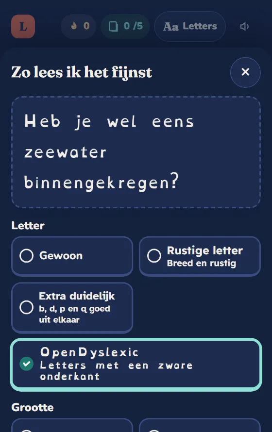 Paneel Zo lees ik het fijnst met donkere achtergrond: de letter OpenDyslexic is gekozen, met een voorbeeldzin en keuzes voor de grootte