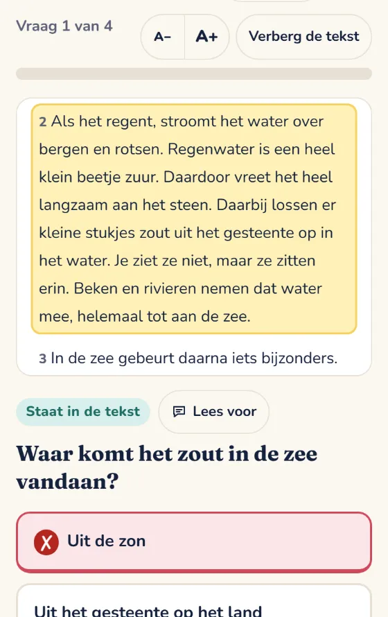 Vraag Waar komt het zout in de zee vandaan? Het foute antwoord is doorgestreept en de alinea met het antwoord is geel gemaakt